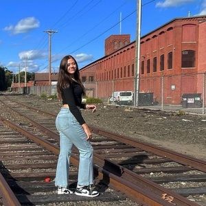 Meet your Posher, Emma